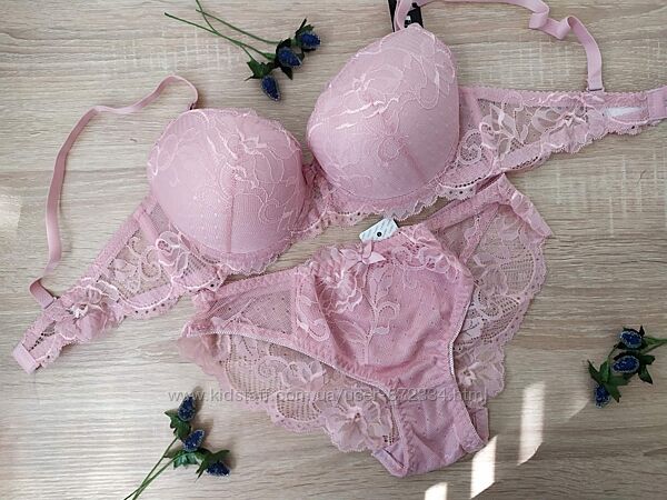 Комплект нижнего белья. Жіноча нижня білизна Розовый Рожевий 