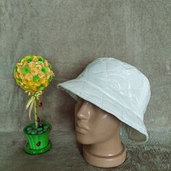 Панама на флісовій підкладці, колір молоко та кремовий та чорний