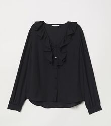 Черная блуза с рюшами H&M