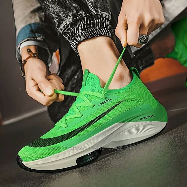 Кросівки зелені в стилі Nike Air Zoom Alphafly Next