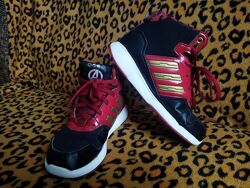 Кроссовки adidas детские размер 31.