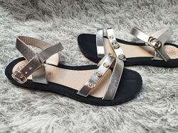 Жіночі босоніжки , 36р 23 см