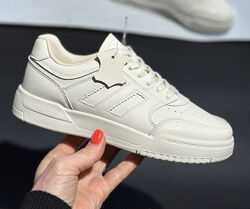 Жіночі кросівки, шкіра, 36р, 37р, 38р, 40р, маломірять