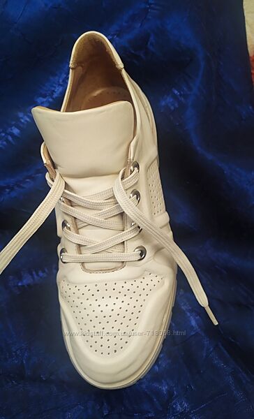 Взуття  G. U. E. R. O Шкіра пудра класика беж на всі випадки життя