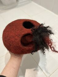 Лежанка Хатинка валяна, Новорічний та Захисний комірець Trixie мякий  XS