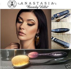 Anastasia Beverli Hills -Щеточка для макияжа