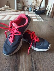 Летние кроссовки Nike оригинал размер 35,5
