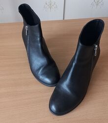 Шкіряні черевикі