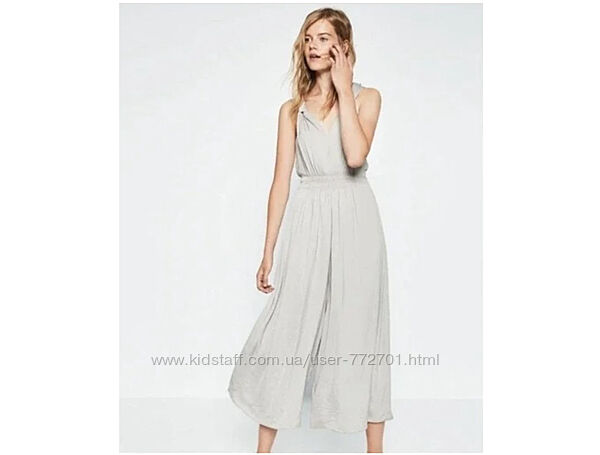  Струящийся комбинезон платье с широкими штанинами Zara. 34/36 евро