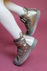 Шкіряні черевики для дівчинки