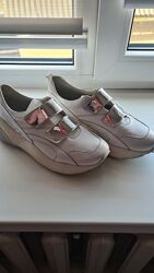 Evie кроссов3и