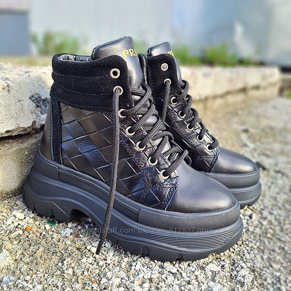 Шкіряні зимові ботинки для дівчинки. 32р. Prada