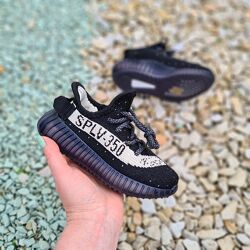 Дитячі літні кросівки в стилі Yeezy. 26-27рр