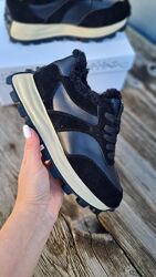 Шкіряні зимові кросівки 37-39рр