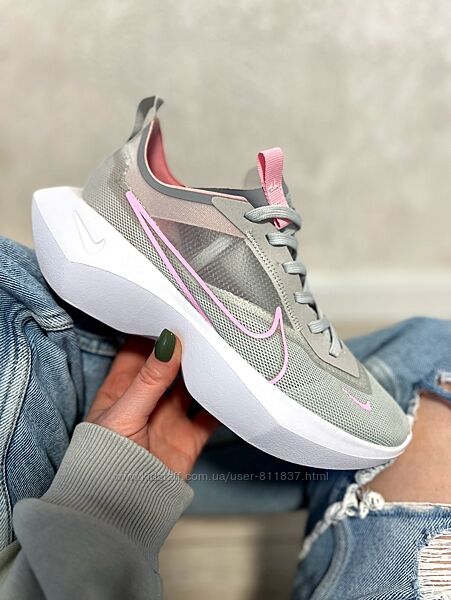 Літні текстильні кросівки Nike Vista. 36-40р