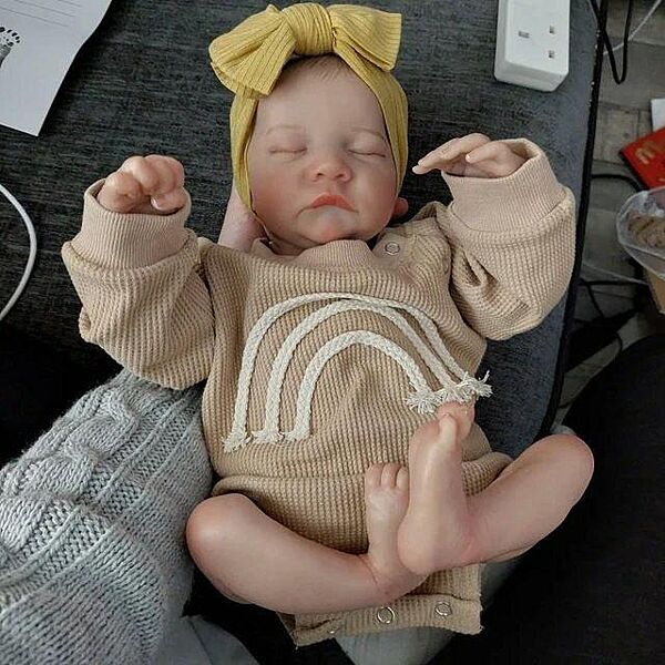 Повністю вініл-силіконова реалістична лялька Реборн новонароджена дівчинка схожа на живу справжню дитину, пупс з заплющеними 