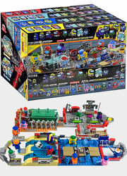 Огромный набор Амонг Ас, 902 детали, 16 фигурок. Lego AMONG US