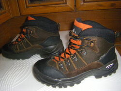 Кожаные ботинки, теплые  сапожки осень-зима  31-35 р. 