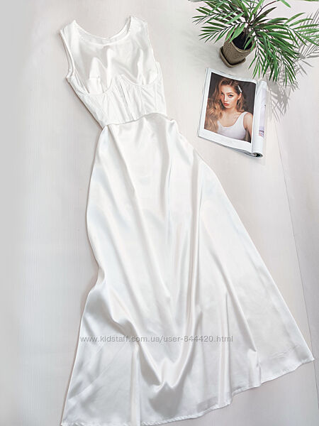 Сатинове дизайнерське розкішне плаття з поясом корсетом 