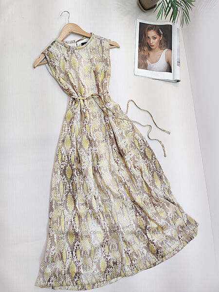Неймовірно красиве сатинове плаття міді принт пітон лайм  від Autograph 