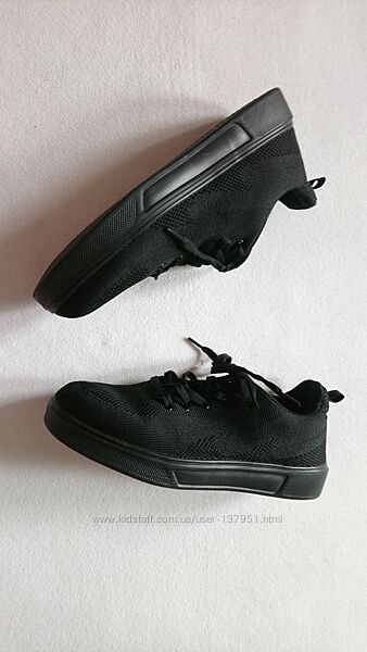 Чорнi текстильнi кросівки 