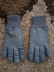 Кожаные перчатки