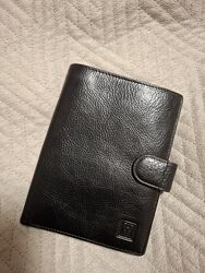 Чоловіче портмоне