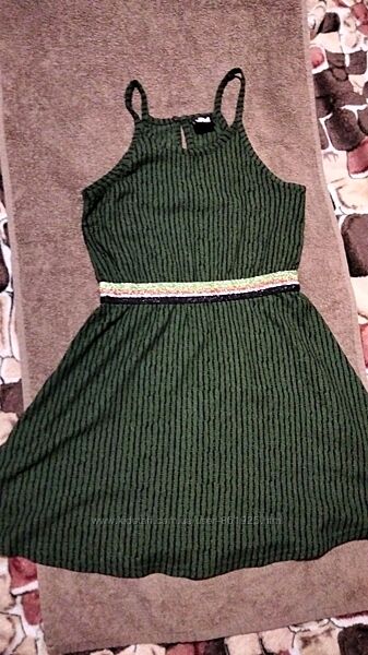 Зелений сарафанчик