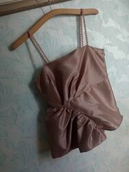 Нарядная майка  фирмы NA-KD