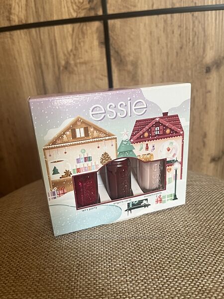 Набір лаків для нігтів Essie  різдвяний оригінал 