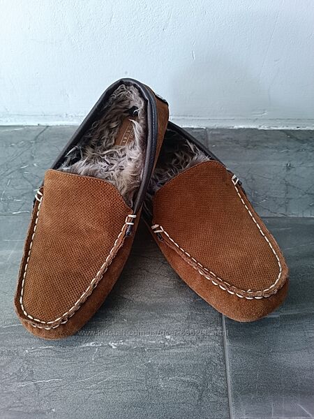 замшеві мокасіни на хутрі