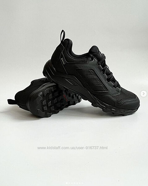 Чоловічі водонепроникні кросівки Adidas Terrex 42