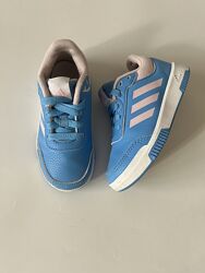 Стильні кросівки ADIDAS оригінал 28