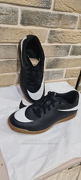 Бутси Nike р.37-38