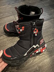 Зимові черевики сапожки дутіки на хлопчика Skechers  31 розмір