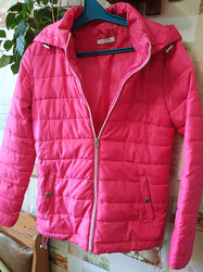 Куртка для девочки 144-146р 10-11лет