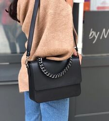Італійська жіноча шкіряна сумка крос боді чорна сумочка через плече в шкірі