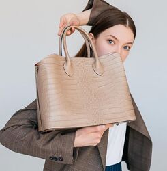 Кожаные сумки италия интернет магазин тоут сумочка рептилия черная 
