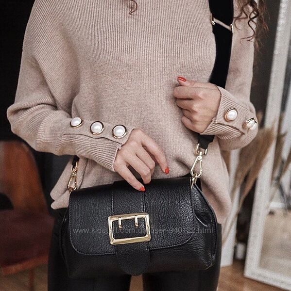 сумка крос боді чорна шкіряна Італія з широким ремінцем кроссбоді 