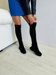 #6: чорні на чорній п