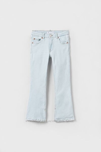 Розкльошені джинси з ефектом потертості для дівчинки від Zara