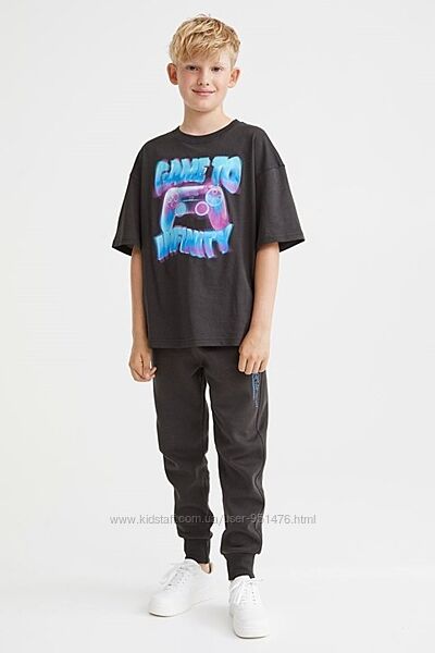 Комплект костюм футболка і джогери від H&M