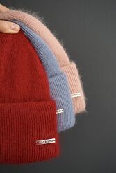 Ангорова шапка з відворотом, класичний крій по голові