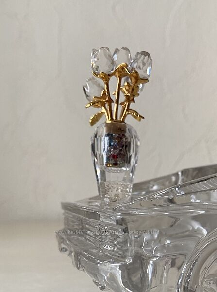 Swarovski оригінал колекційна ваза з трояндами скіл