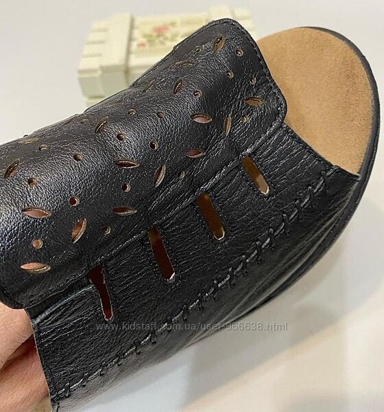 Кожаные шлёпанцы на очень широкую ногу