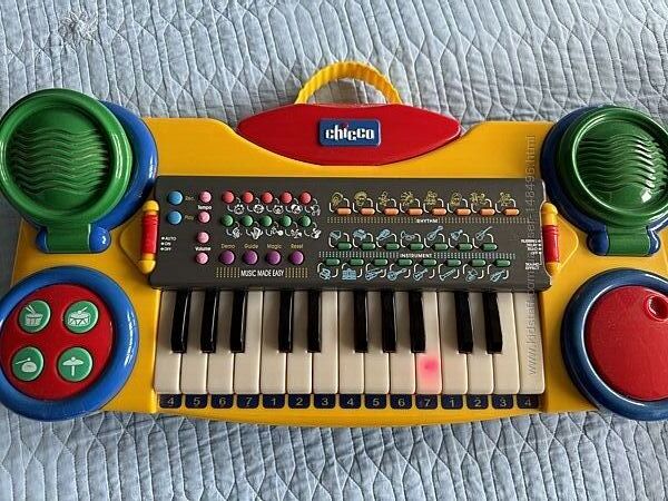 Музичний інструмент Chicco