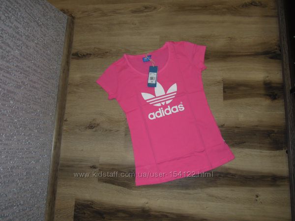 Женские футболки