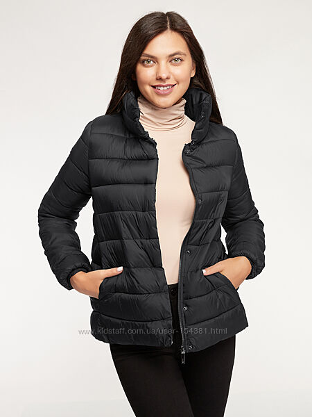 Куртка чорна, р. S/М демісезон стьобана без каптура со стойкой