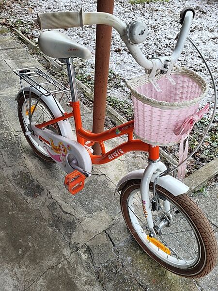 Дитячий велосипед ARDIS для дівчинки.