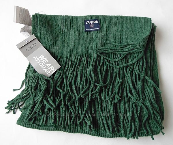 зеленый шарф с бахромой terranova италия